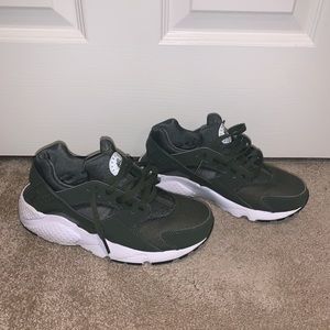✨Nike Hurache Shoes✨